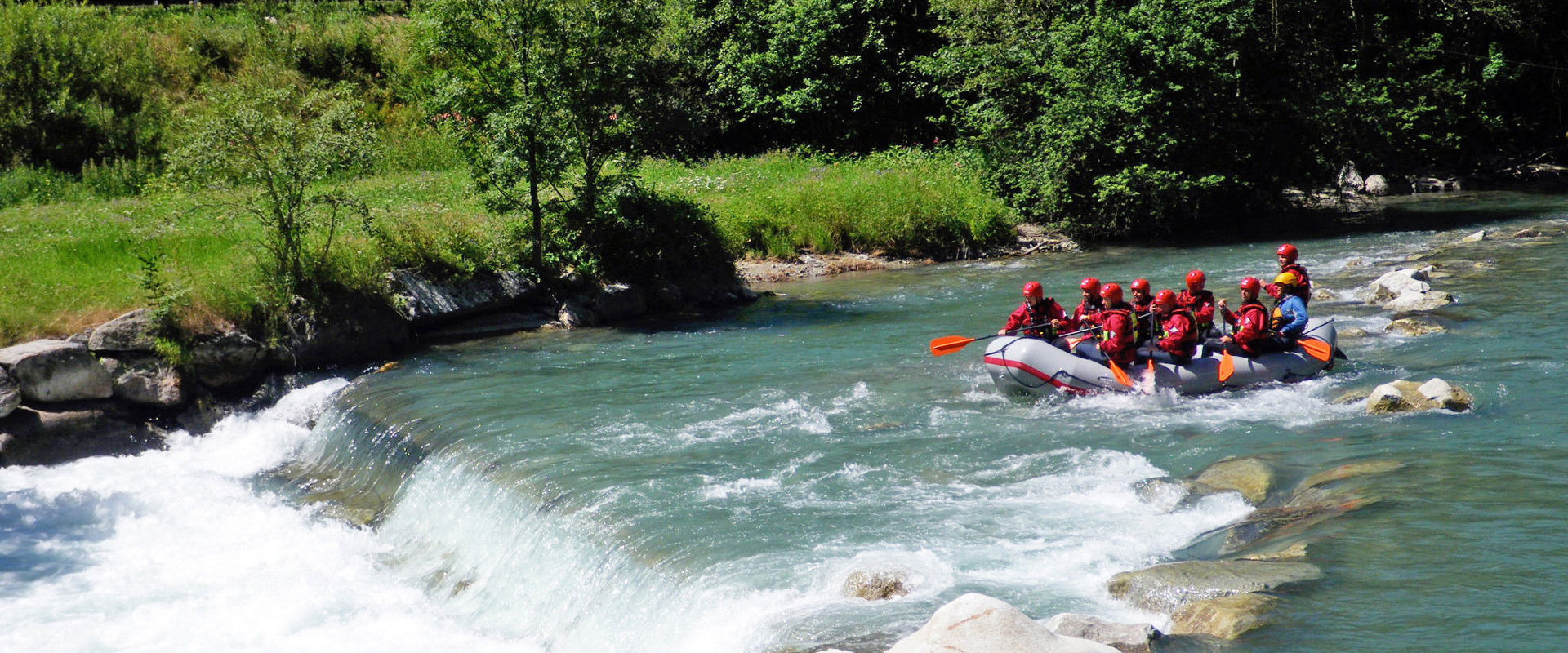 KreativRaft Issengo Rafting lungo i torrenti dell'Alto Adige.