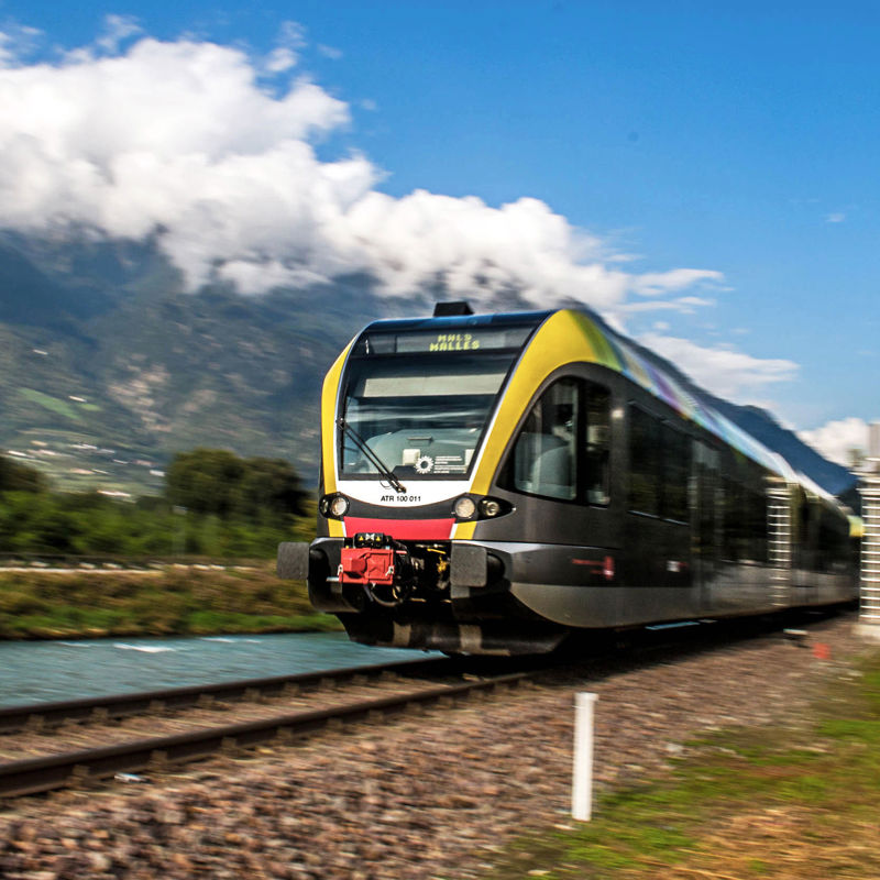 E' a disposizione il comodissimo treno che attraversa la Val Venosta