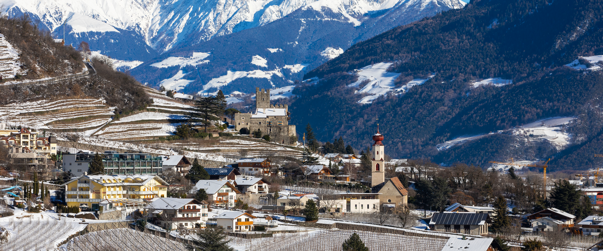 Naturno in inverno Vista panoramica di Naturno in inverno.