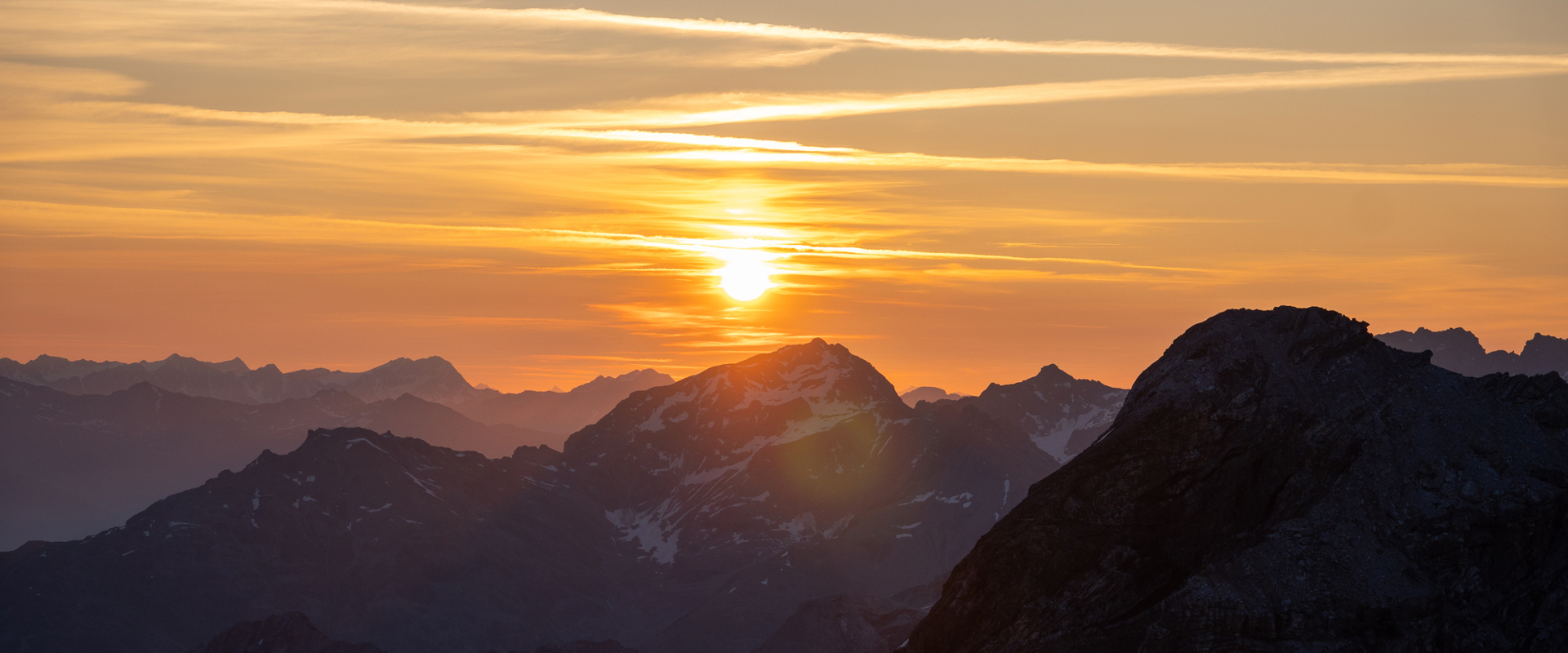 Giornata estiva a Trafoi Alba al Passo dello Stelvio
